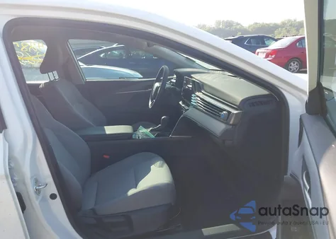 2025 Toyota Camry Le z USA, uszkodzony, nr VIN 4T1DAACK5SU510353